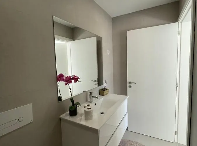 Privado Em Local Perto Do Rio Vez Em Arcos de Valdevez